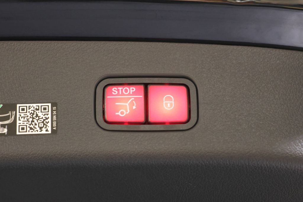 Used 2026 Black Mercedes-Benz GLC 300 image 52