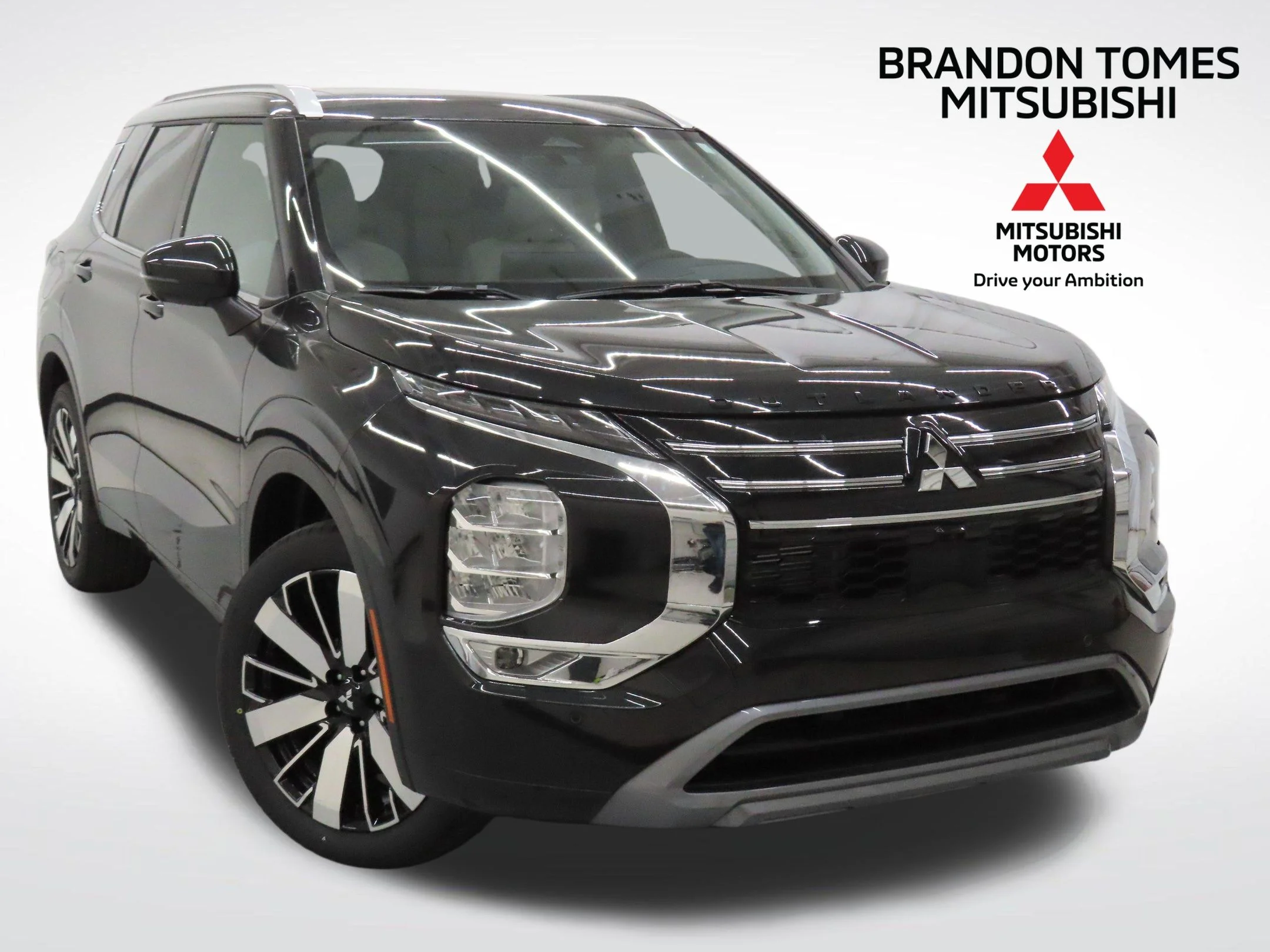 2026 Mitsubishi Outlander SEL FWD's photo