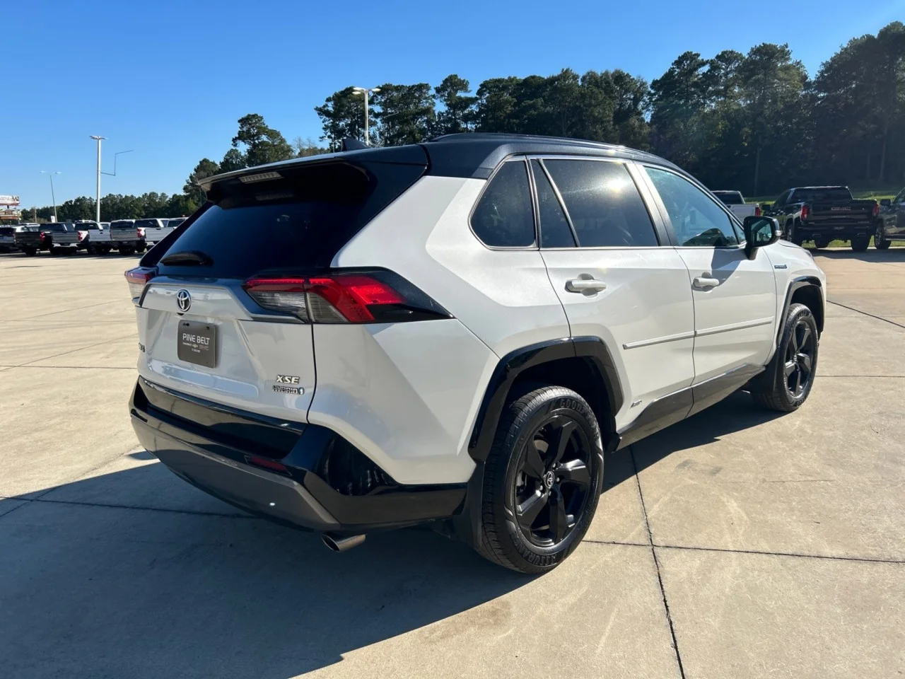 Used 2019 White Toyota Hybrid XSE image 3