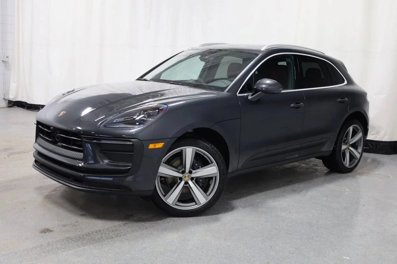 2026 Porsche Macan's photo