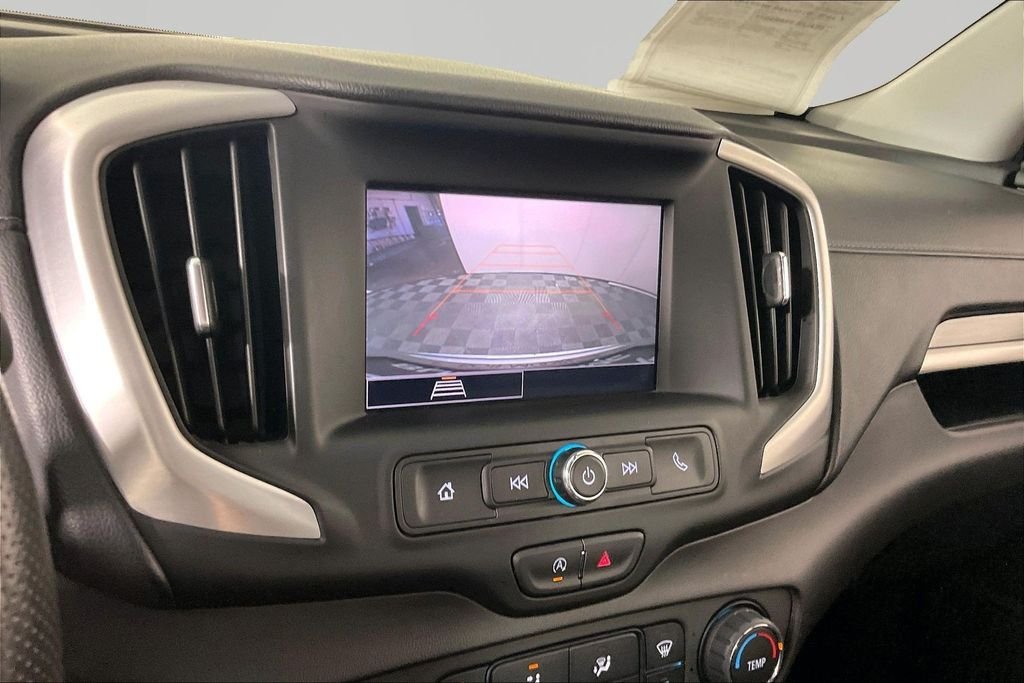 Used 2024 Silver GMC SLE image 12