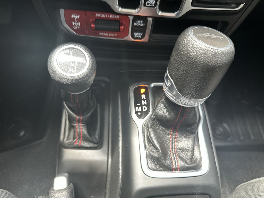 Used 2022 Green Jeep Rubicon image 37