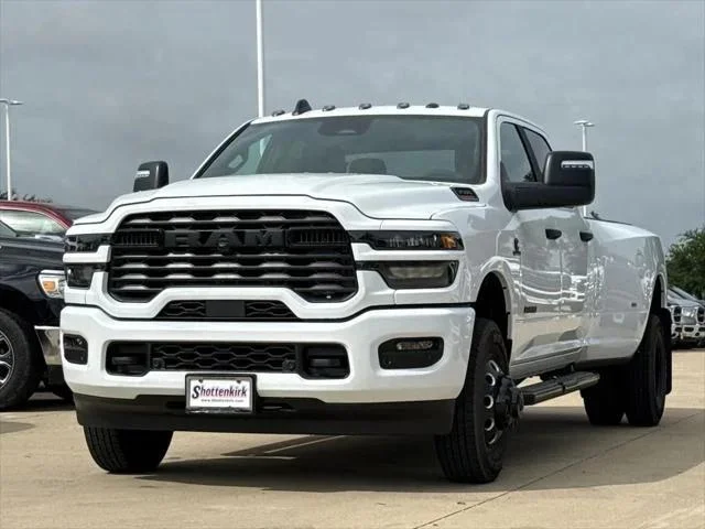 New 2026 Bright White Clearcoat RAM LONE STAR image 3