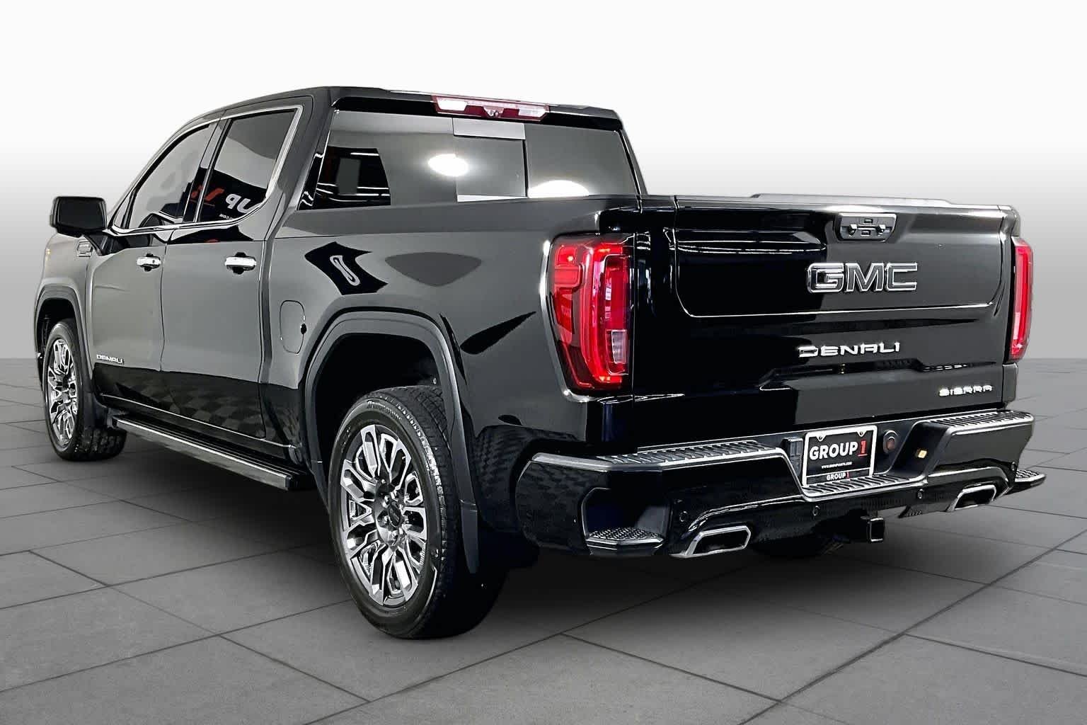 Used 2023 Onyx Black GMC Denali Ultimate image 12