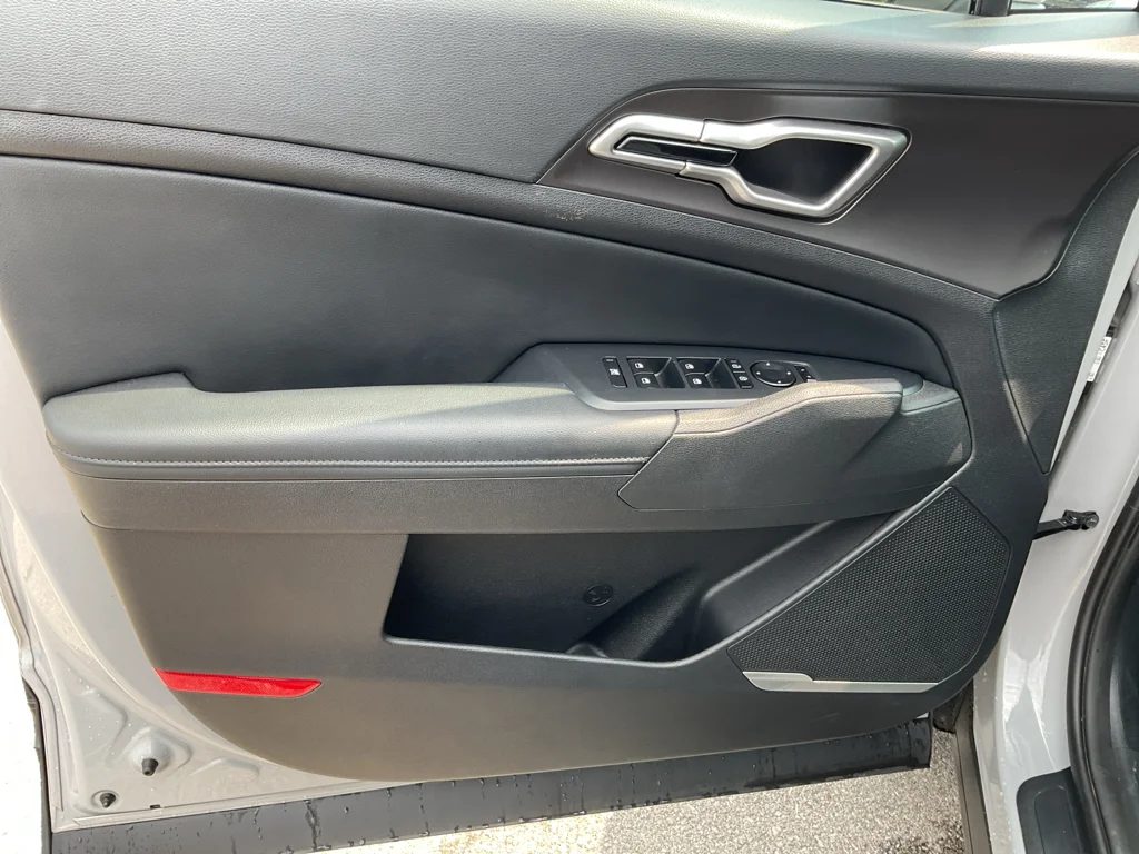 Used 2026 Wolf Gray Kia EX image 21