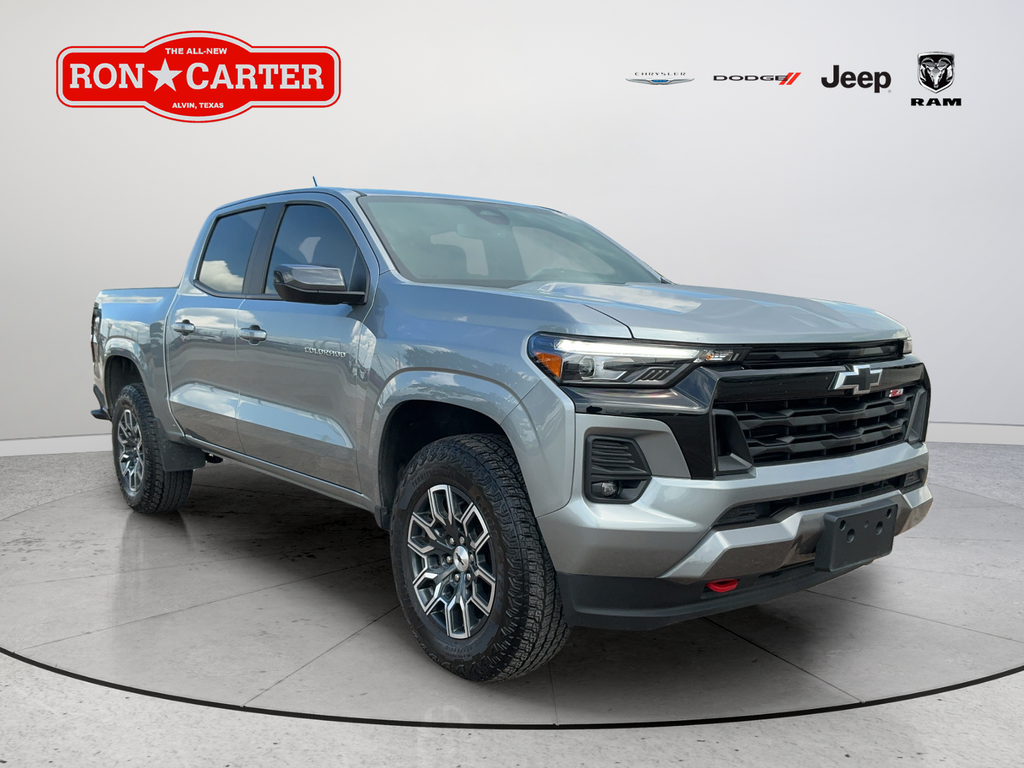 Used 2025 Gray Chevrolet Z71 image 1