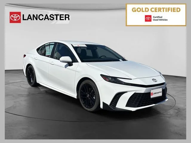 2025 Toyota Camry SE