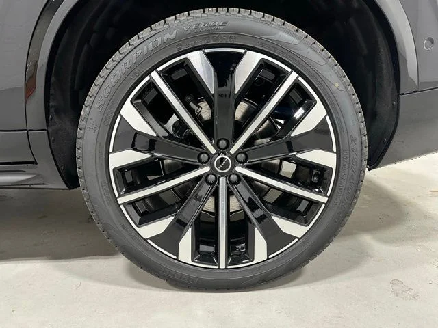 2026 Volvo XC90 Ultra - Photo 21