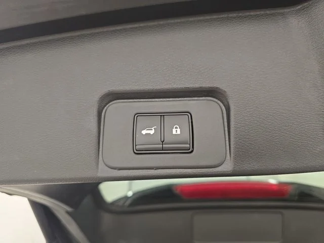 Used 2025 Super Black Nissan SV image 14