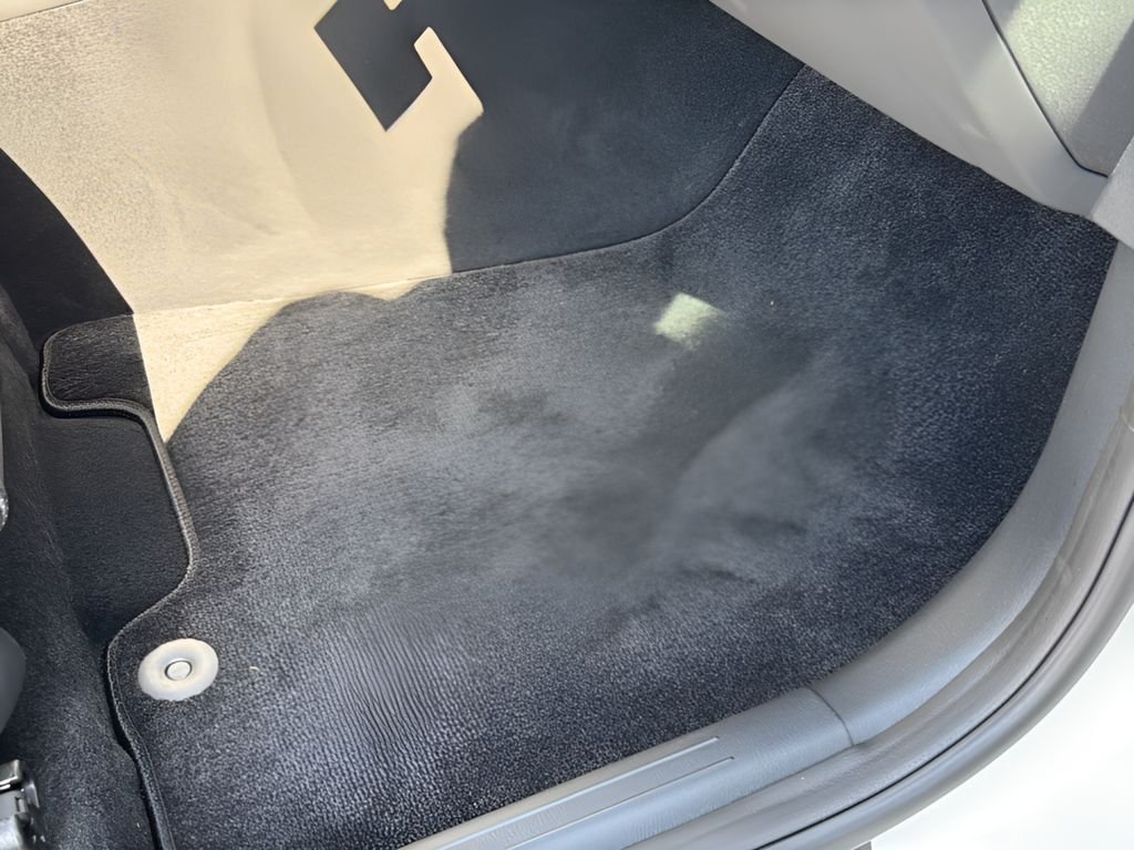 2026 GENESIS GV70 Standard - Photo 34