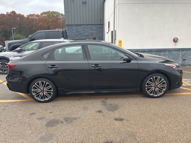 2023 Kia Forte GT photo 2