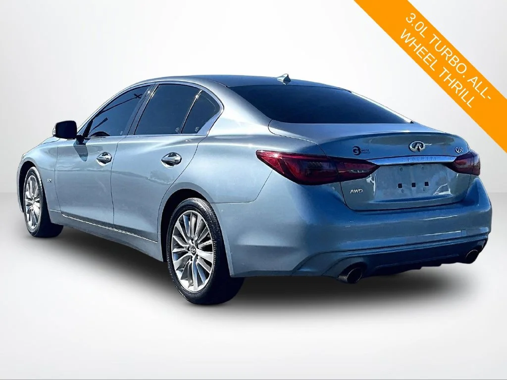 Used 2018 Blue INFINITI 3.0t LUXE image 12
