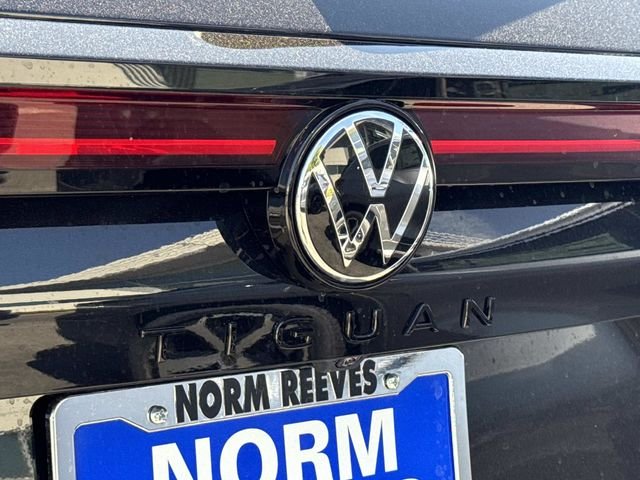 New 2026 Black Volkswagen 2.0T SE R-Line Black image 28