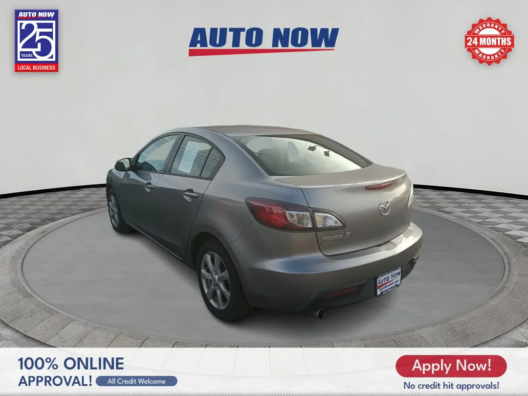 Used 2010 Silver Mazda i SV 4-Door image 4