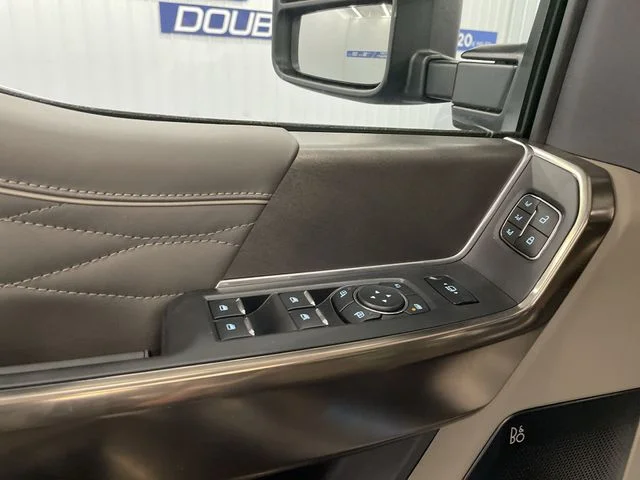 New 2026 Glacier Gray Metallic Tri-Coat Ford F-350® Platinum® image 13