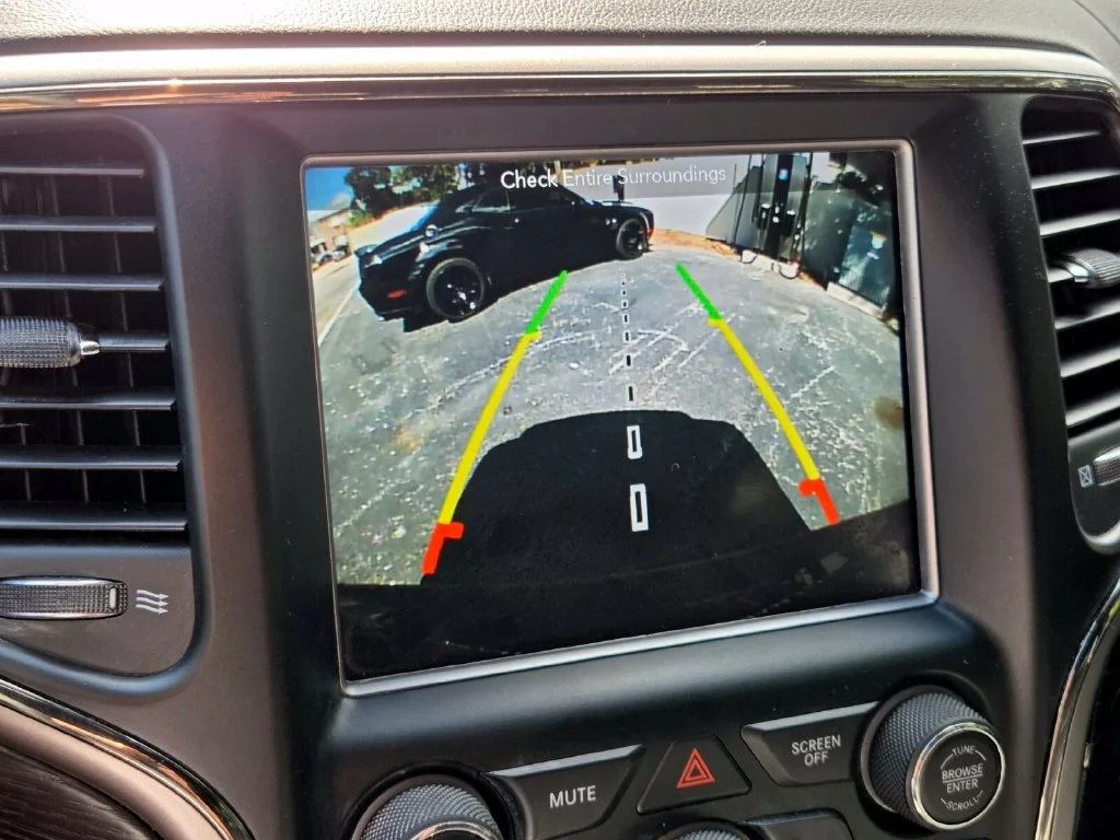 Used 2018 Red Jeep High Altitude image 27