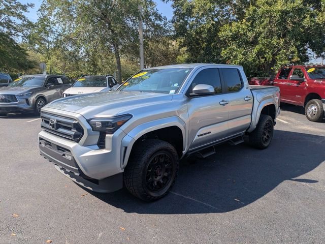 Used 2025 Silver Toyota SR5 image 7