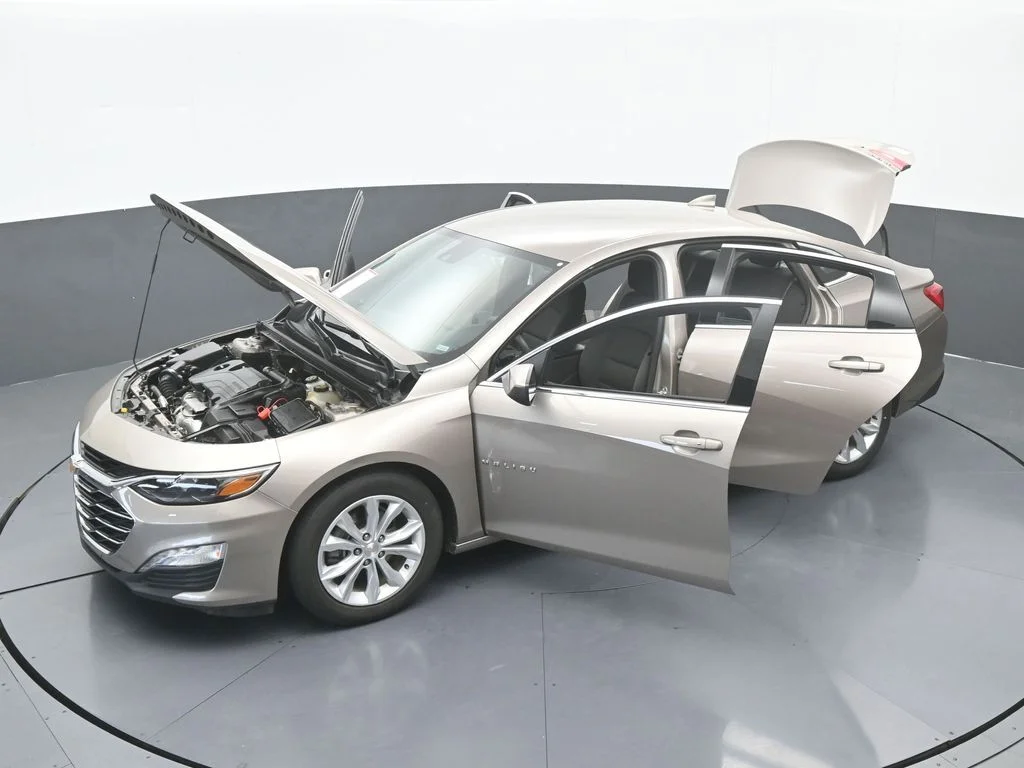 Used 2024 Mineral Gray Metallic Chevrolet LT image 63