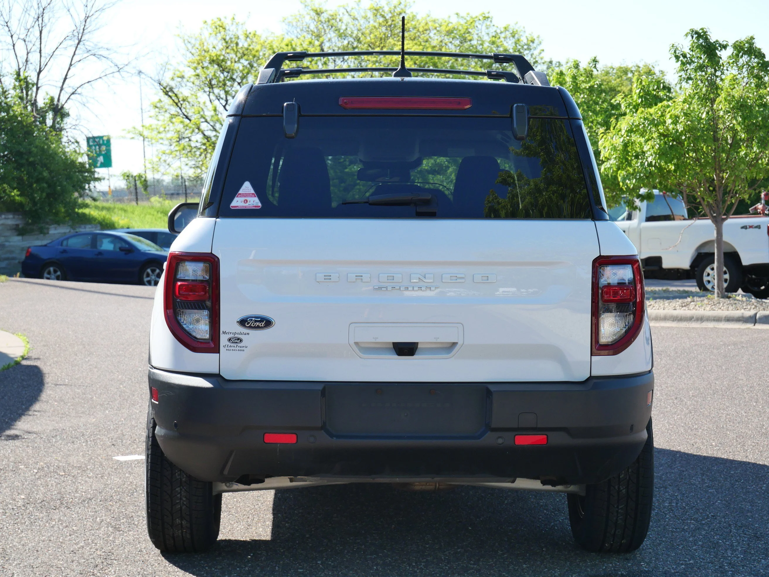 Certified Used 2023 Oxford White Ford Badlands image 5