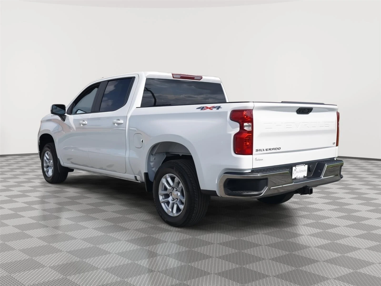 New 2026 Summit White Chevrolet LT (2FL) image 6