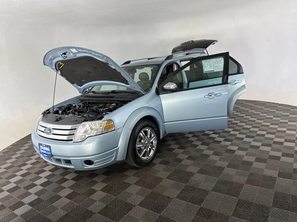 Used 2008  Ford Limited image 11