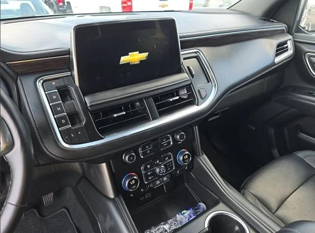 Used 2023 Gray Chevrolet Z71 image 11