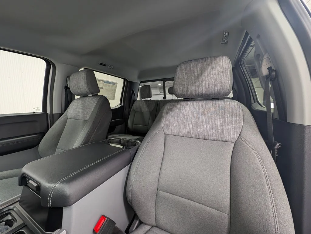 New 2026 Oxford White Ford F-250® XLT image 16