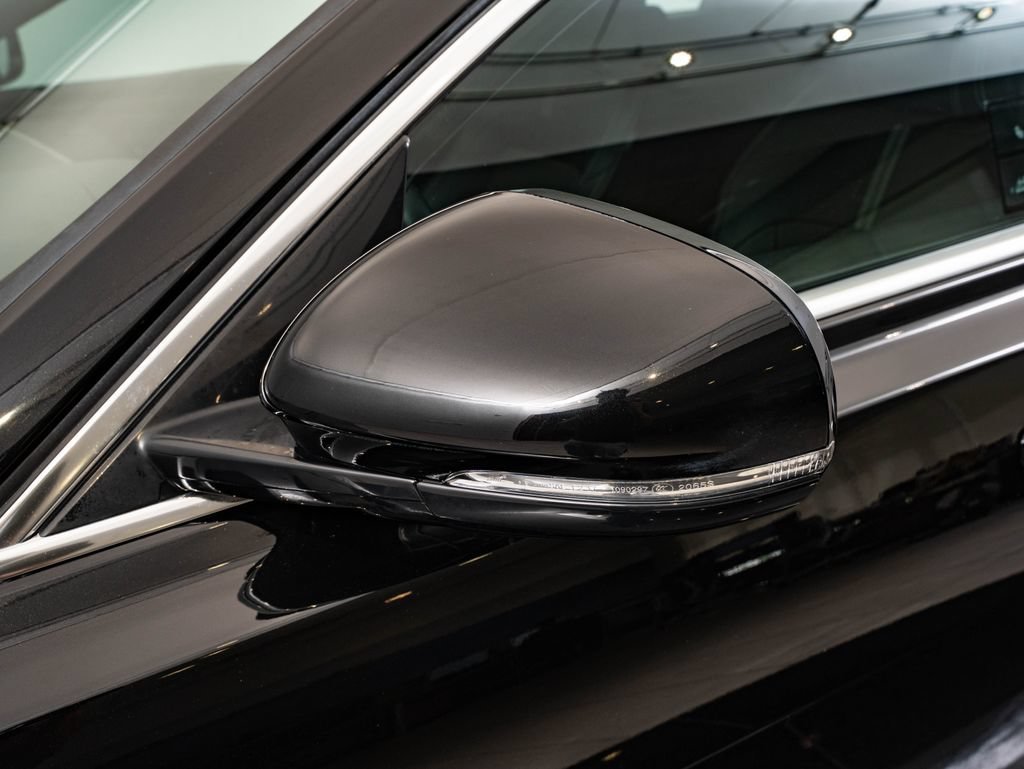 2024 Jaguar XF R-Dynamic SE - Photo 16