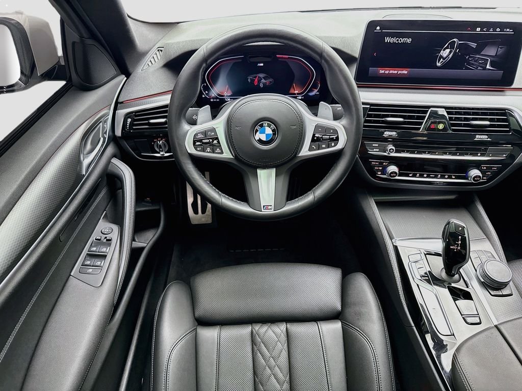 Used 2022 Alpine White BMW 530i image 10