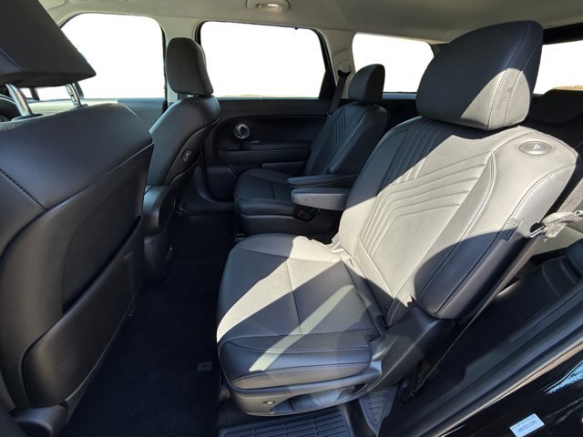 Used 2026 Abyss Black Hyundai SEL image 16