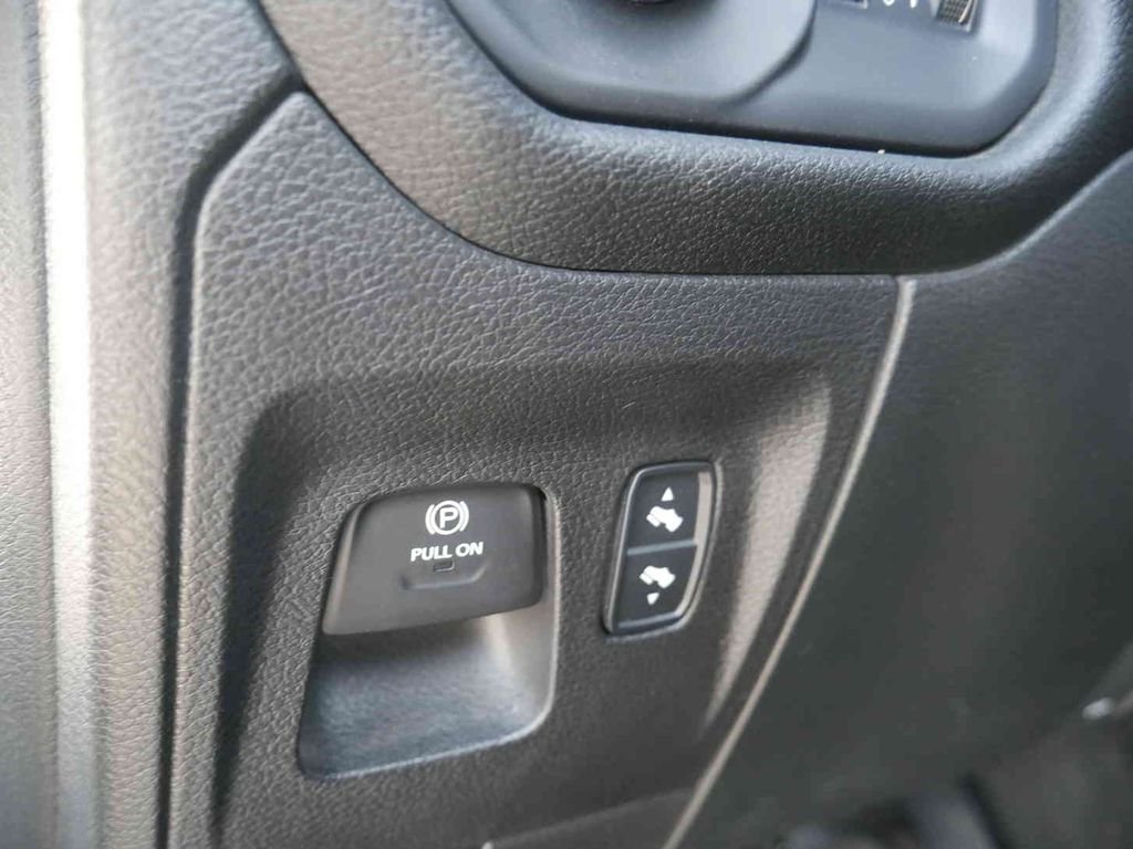 Certified Used 2022 White Ram Laramie image 31