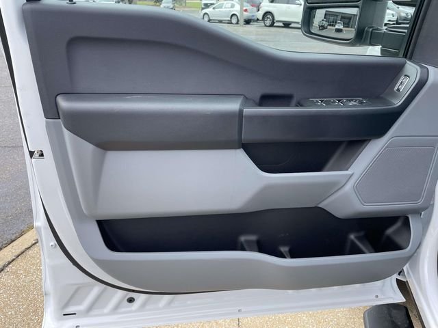 New 2026 Oxford White Ford XL image 12