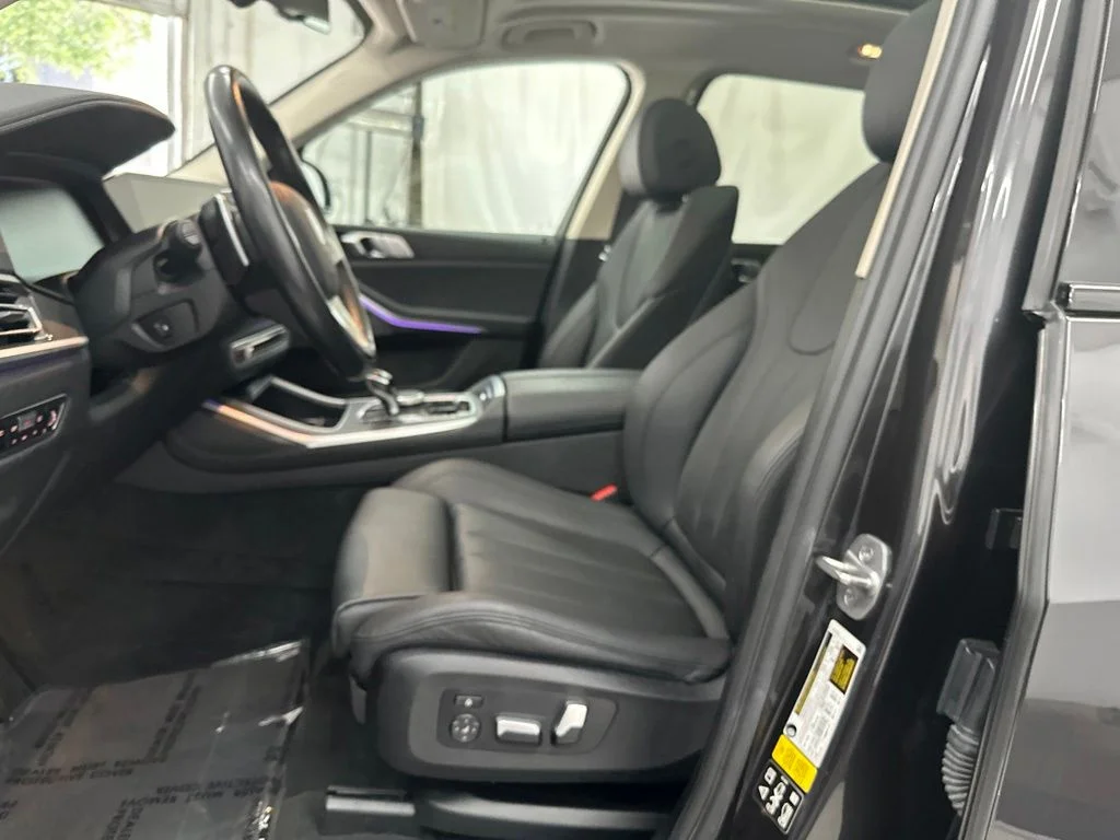 Used 2022 Dark Graphite Metallic BMW xDrive40i image 22