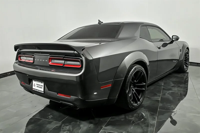 Used 2020 Granite Pearl Coat Dodge SRT Hellcat Redeye image 9