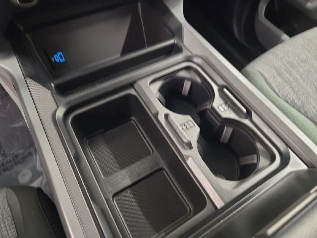 New 2026 Oxford White Ford F-250® XLT image 32