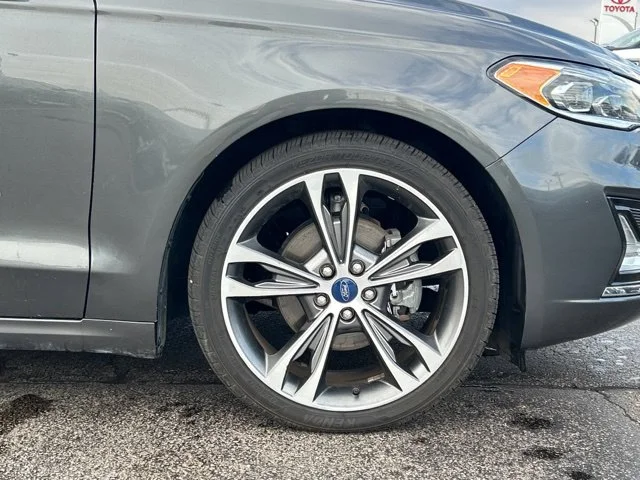 Used 2020 Gray Ford Titanium image 15