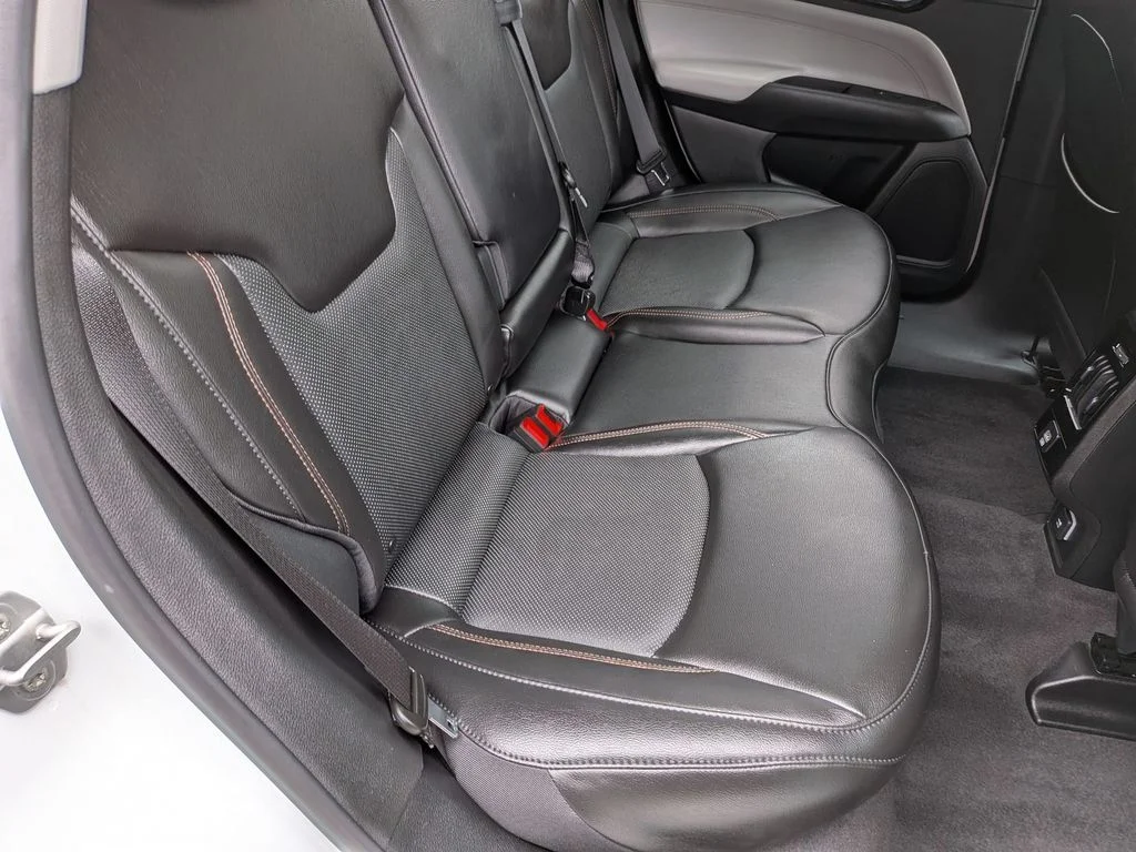 Used 2022 White Jeep Limited image 22