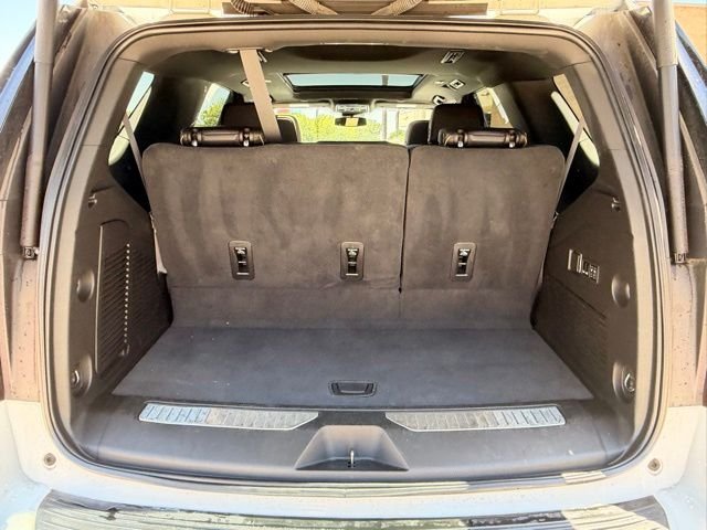 Used 2024 White GMC AT4 image 27