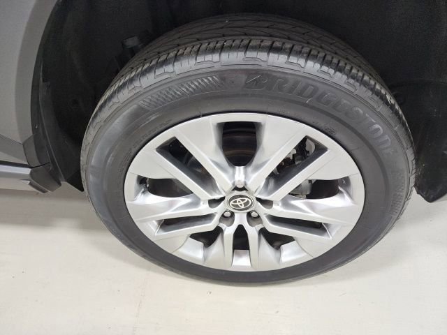 2024 Toyota RAV4 XLE Premium - Photo 41