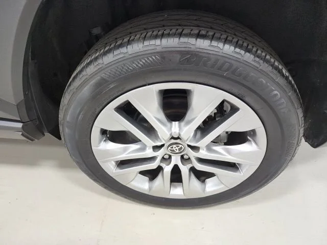 2024 Toyota RAV4 XLE Premium - Photo 41