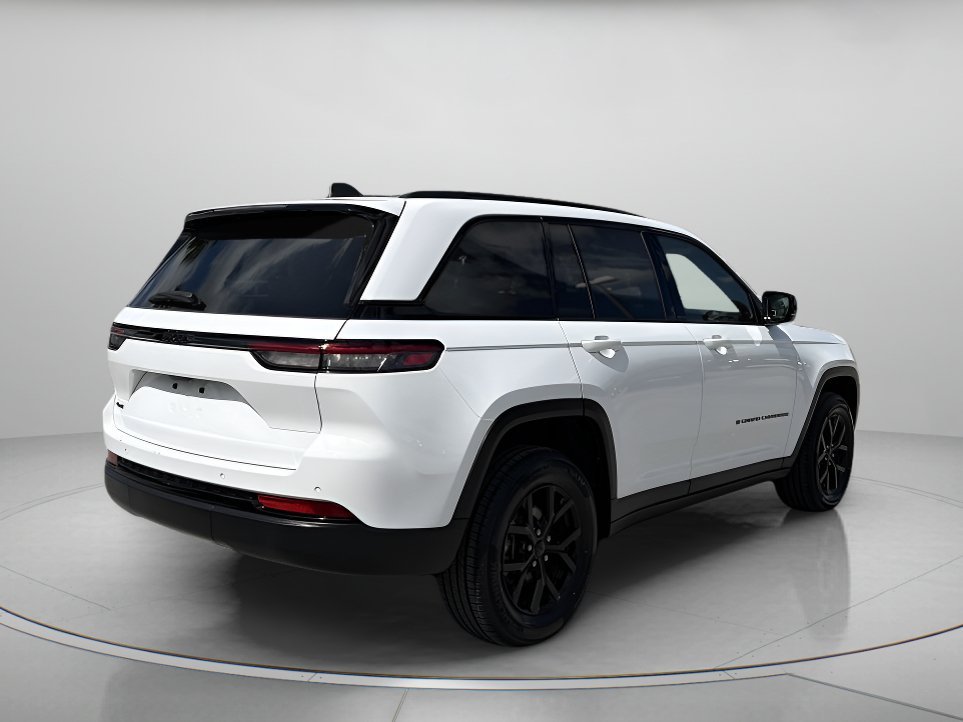Used 2025 Bright White Clearcoat Jeep Altitude image 3