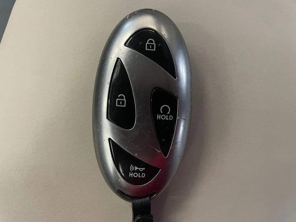 Used 2024 Blue Hyundai SEL image 18