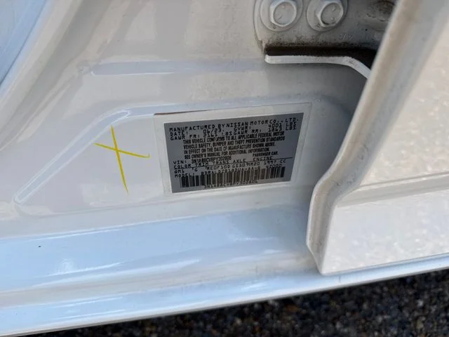 Used 2023 White Nissan SV image 28
