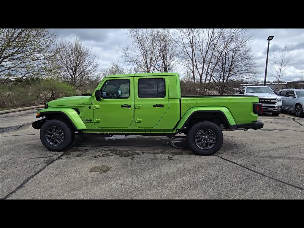 New 2026 Mojito Exterior Paint Jeep Sport S image 7