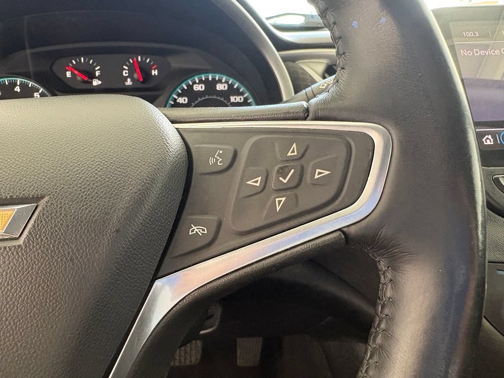 Used 2021 SUMMIT WHITE Chevrolet RS image 5