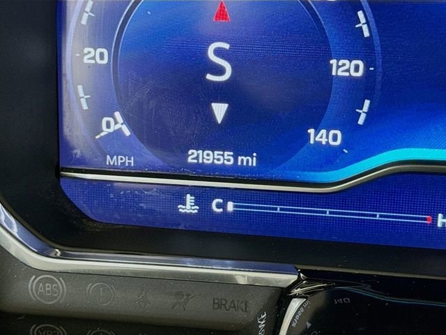 Used 2024 Summit White Chevrolet LT image 13