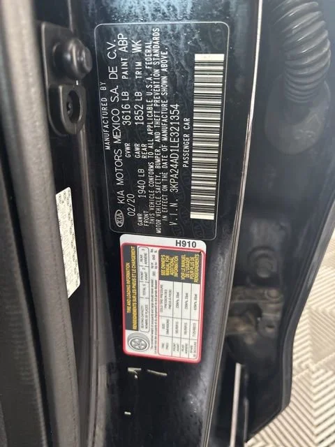 Used 2020 Black Kia LX image 18