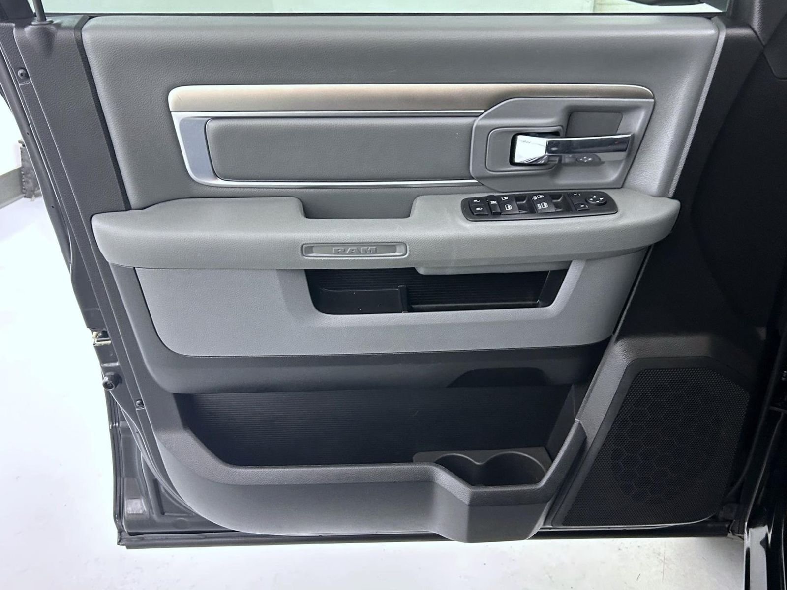 Used 2019 Black Ram Warlock image 9