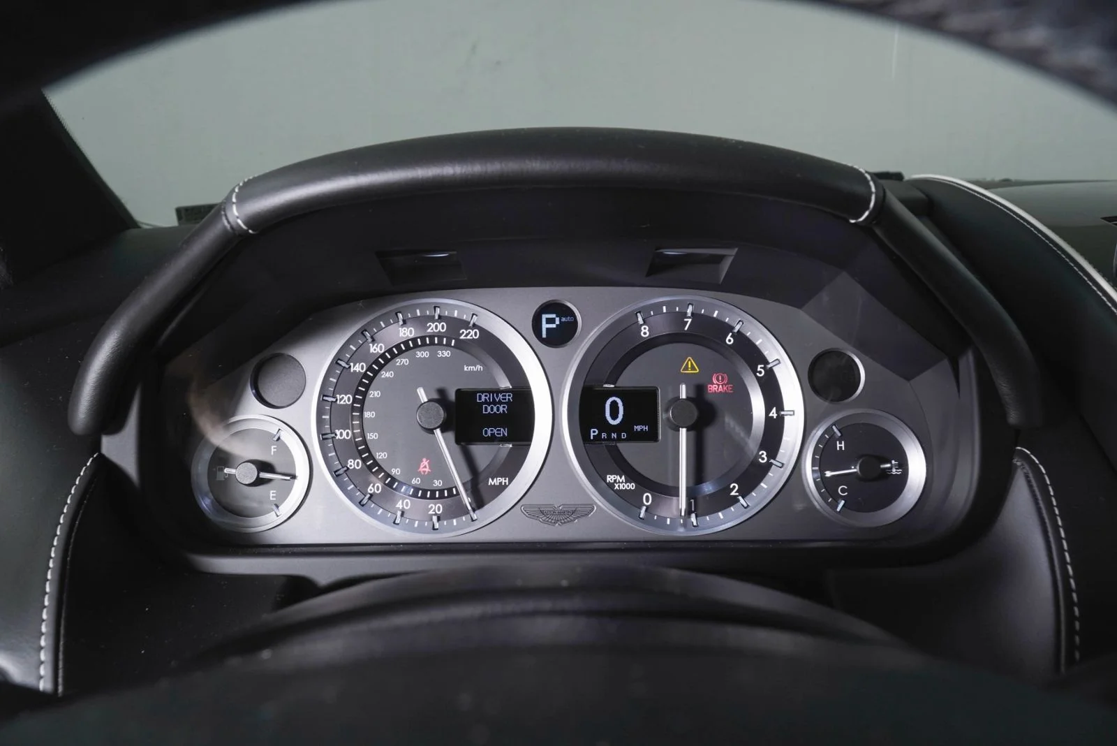 Used 2015 White Aston Martin  image 6