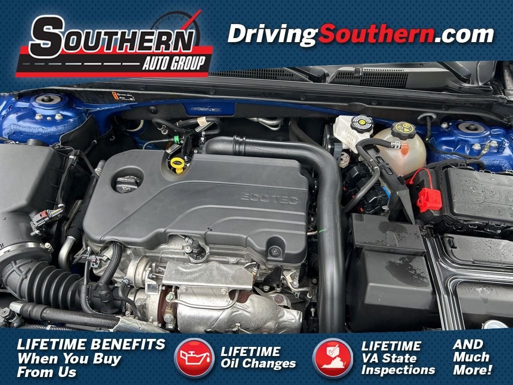 Used 2023 Blue Chevrolet LT image 1